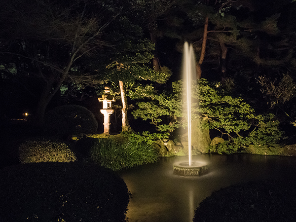 Kanazawa park during the night