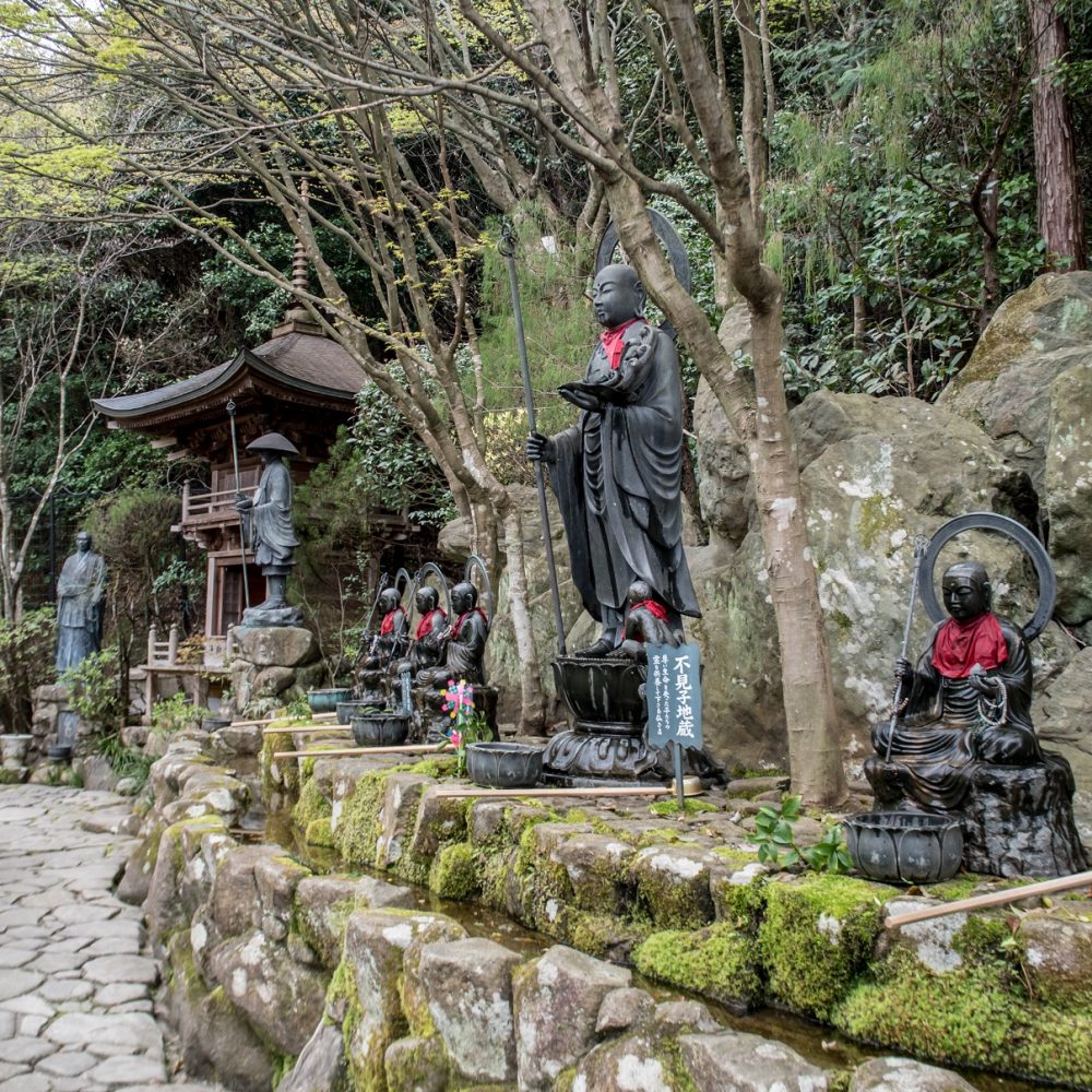 Jizo statues